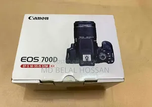 ক্যানন ডিএসএলআর ৭০০ডি