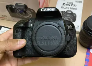ক্যানন ডিএসএলআর ৭০০ডি