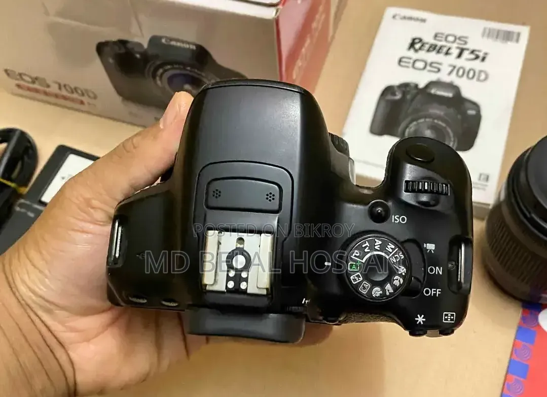ক্যানন ডিএসএলআর ৭০০ডি