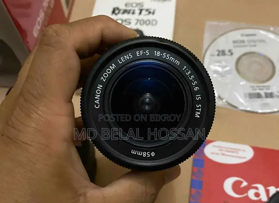 ক্যানন ডিএসএলআর ৭০০ডি