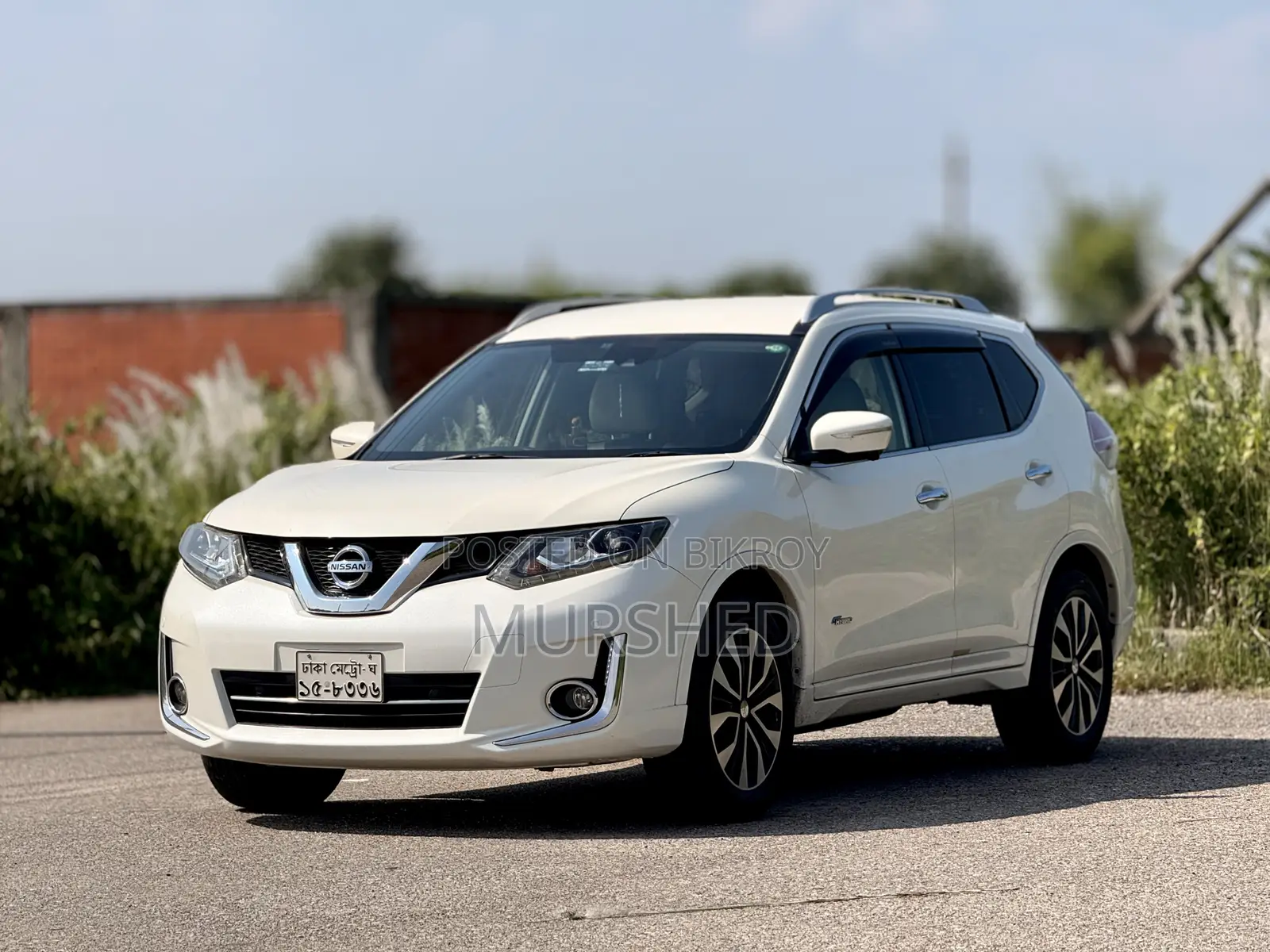 Nissan X-Trail 2.0 Hybrid Four-Wheel Drive 2015 Pearl
