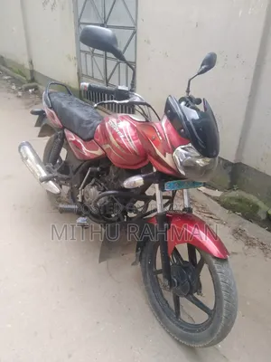 Bajaj Discover 100 2015 Red