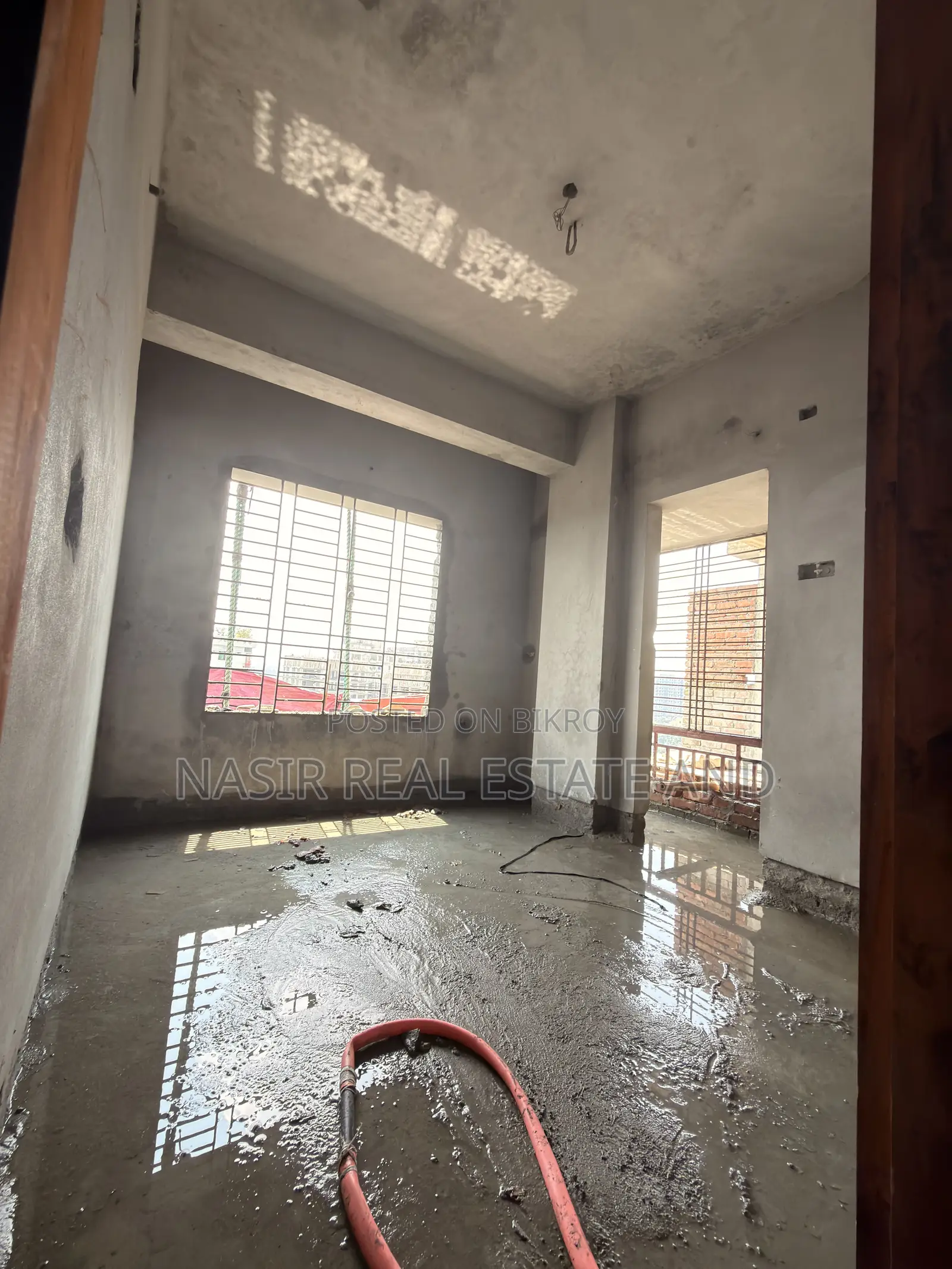 নাসির রিয়েল এস্টেট, সাভার-এ সাজানো ৩-বেডরুমের অ্যাপার্টমেন্ট বিক্রয়ের জন্য