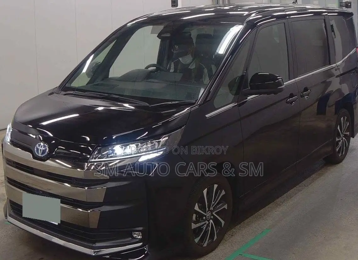 Toyota Noah 2023 Black