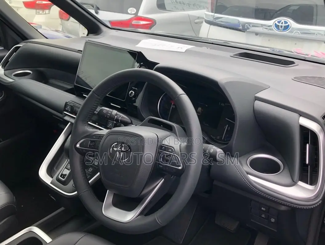Toyota Noah 2023 Black