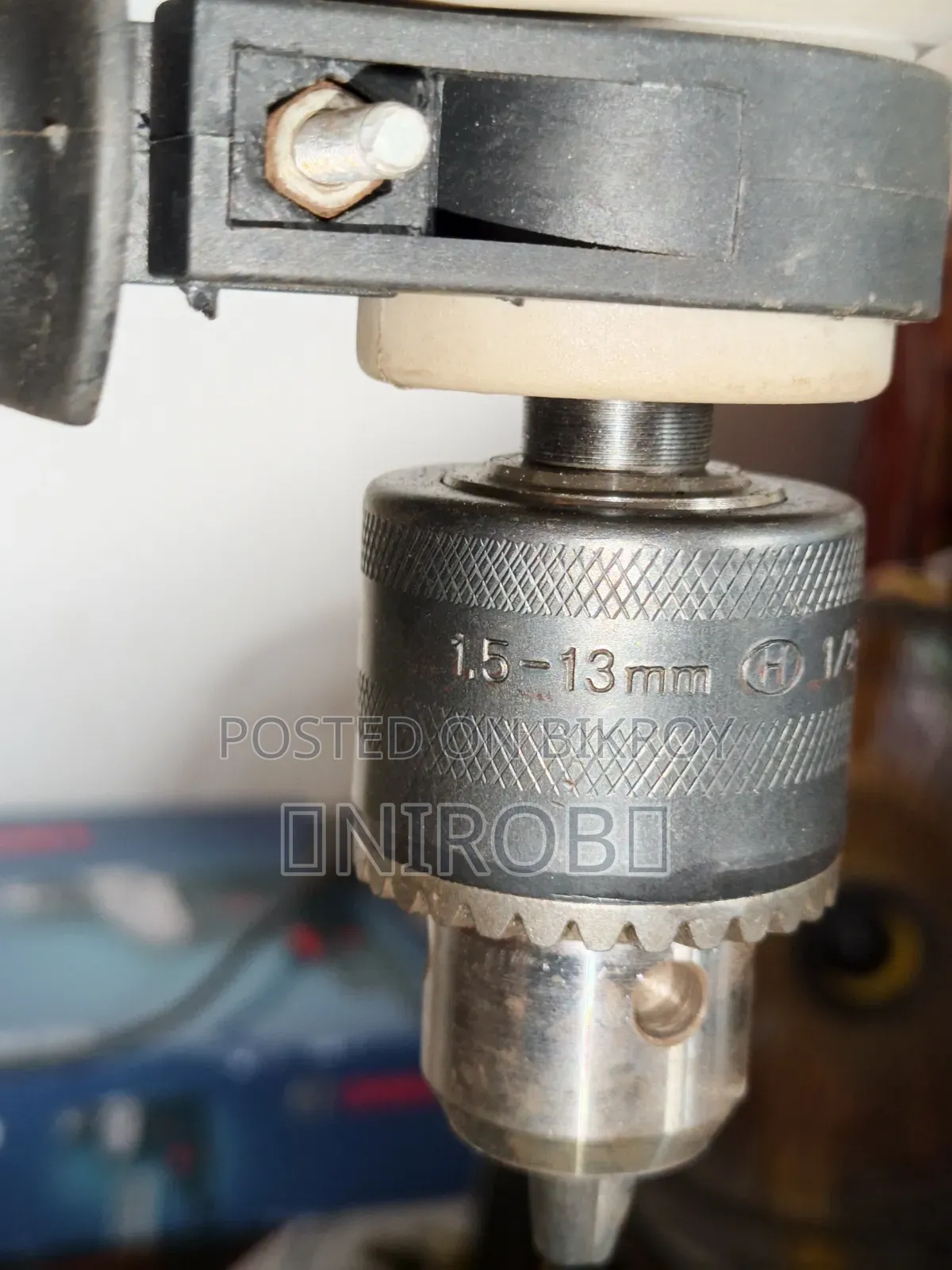 ক্রাউন এলএম ৪১০১