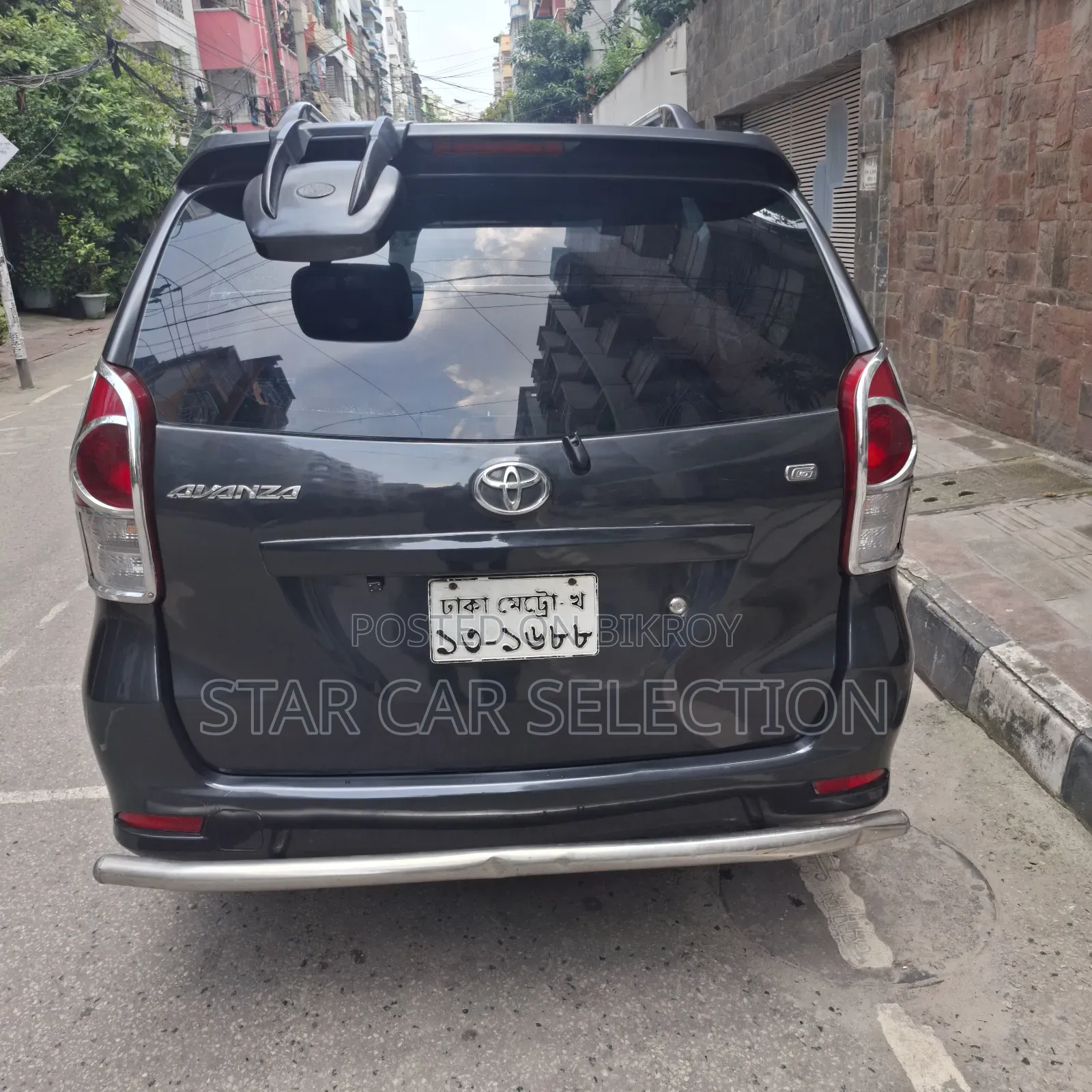 টয়োটা আভানজা ২০১১ কালো