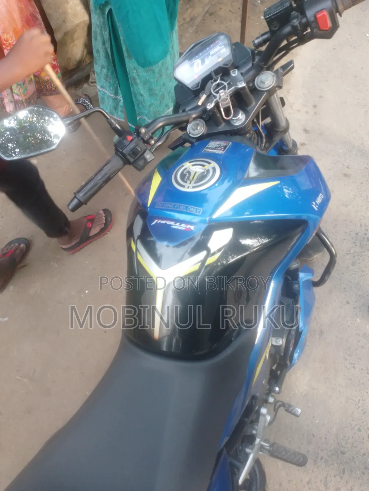 হিরো থ্রিলার ১৬০আর ২০২১ নীল
