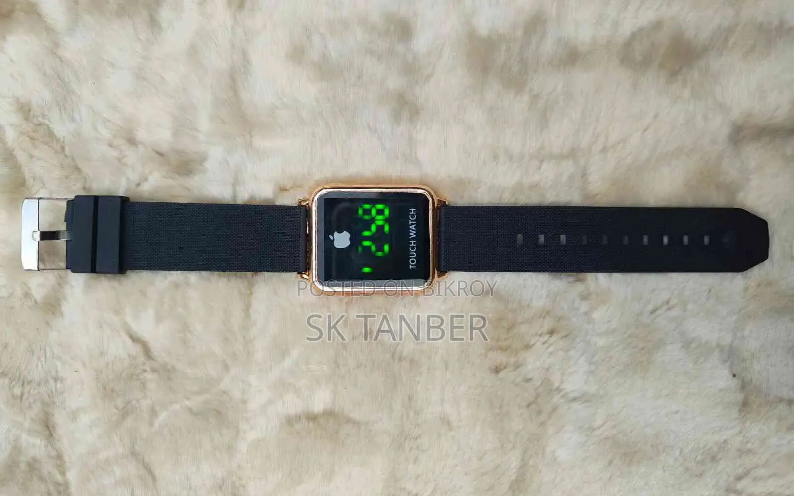 New Fashionable Digital Watch for Men Golden Color Watch