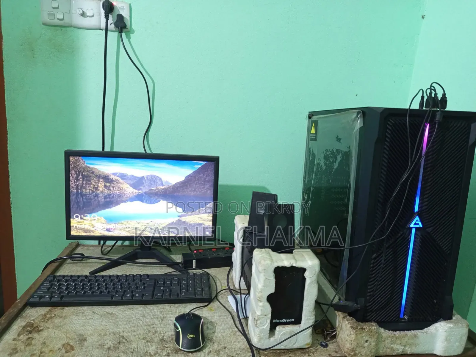 Desktop Computer 8GB AMD Ryzen 5 SSD 250GB