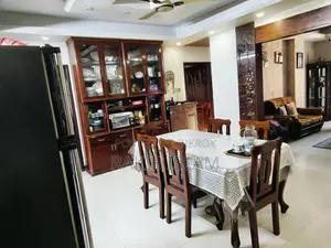 মিরপুর, ঢাকায় ৪ বেডরুমের সাজানো অ্যাপার্টমেন্ট বিক্রয়ের জন্য