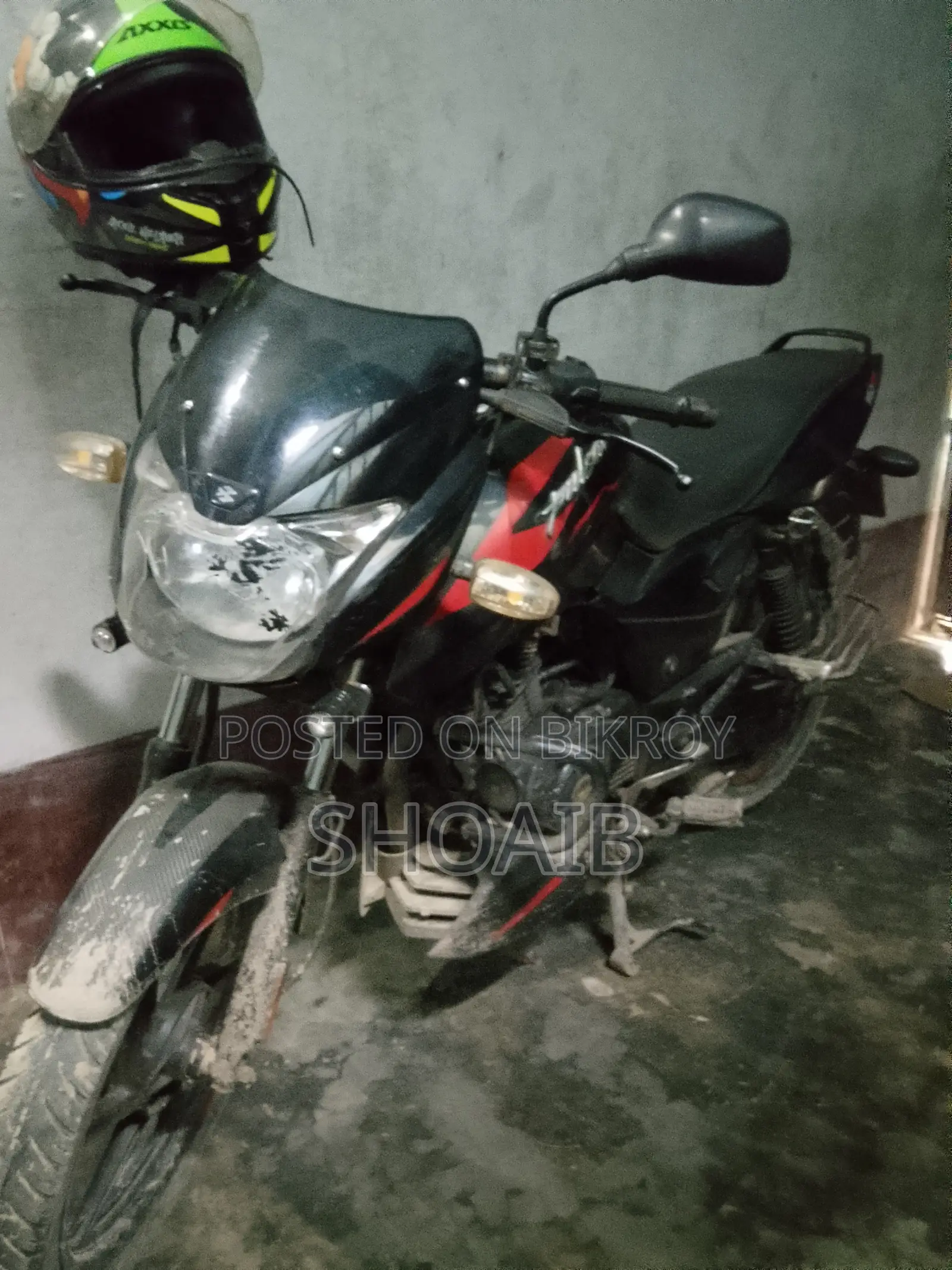 বাজাজ পালসার ১৫০ ২০২২ ব্ল্যাক