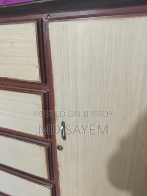 Beautiful Partex / Processed Board Wardrobe