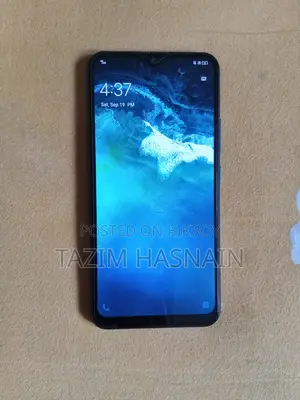 Vivo Y11 32 GB Blue