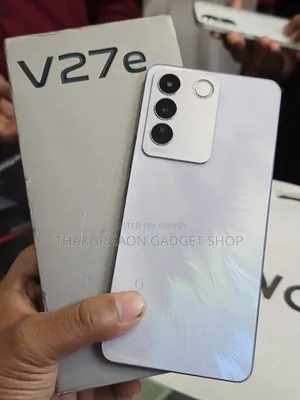 Vivo V27e 256 GB Rose Gold