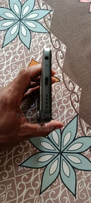 Infinix Hot 60i 256 GB Black