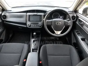 Toyota Axio 2021 White