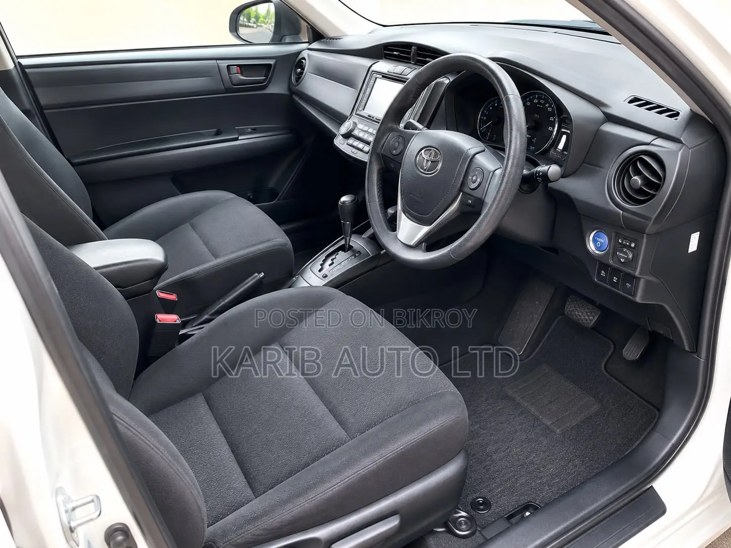 Toyota Axio 2021 White
