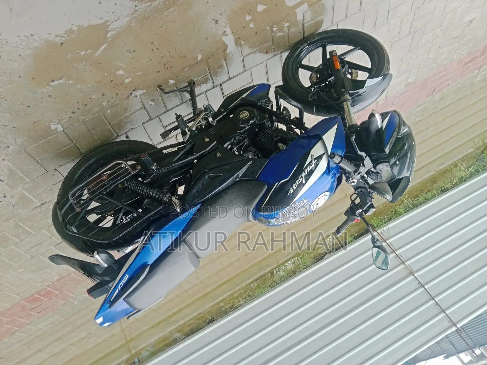 বাজাজ পালসার ১৫০ ২০২৩ ব্লু