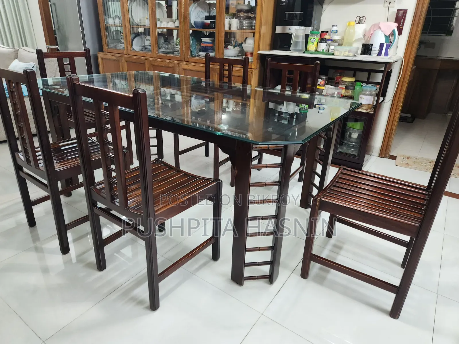 6 Seater Hatil Glass Top Dining Table