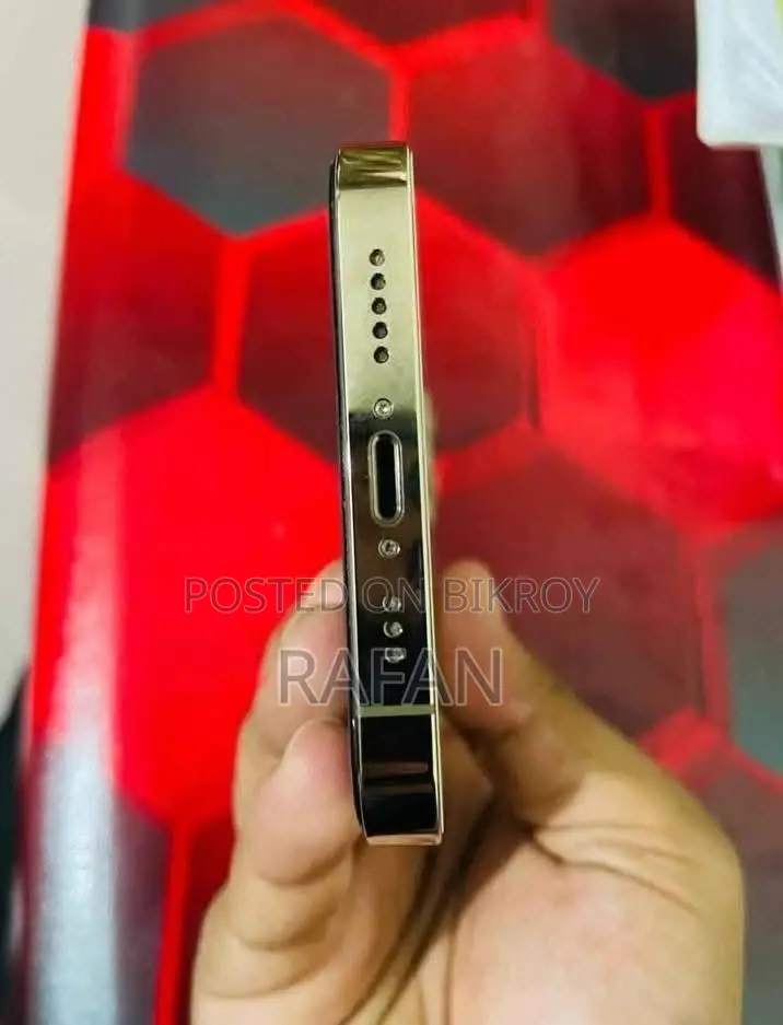 অ্যাপল আইফোন ১২ প্রো ১২৮ জিবি গোল্ড