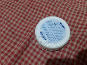 Artistic Body Cream