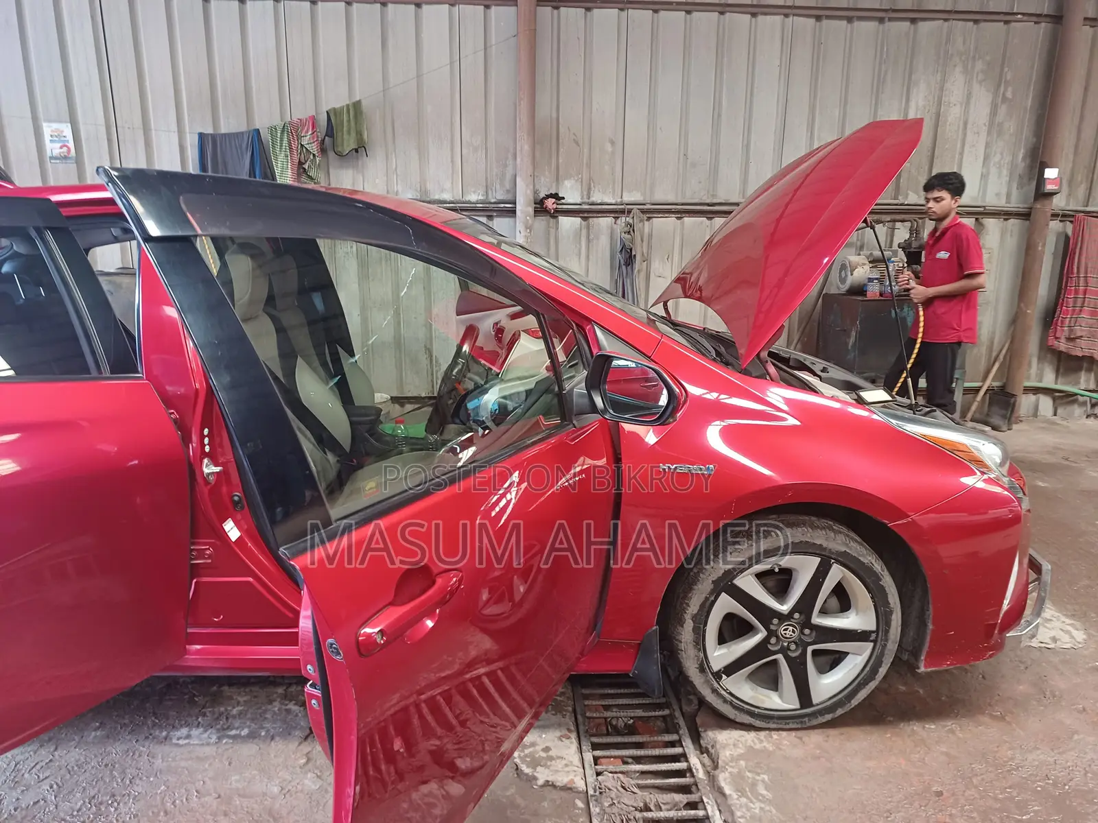 Toyota Prius 2016 Red
