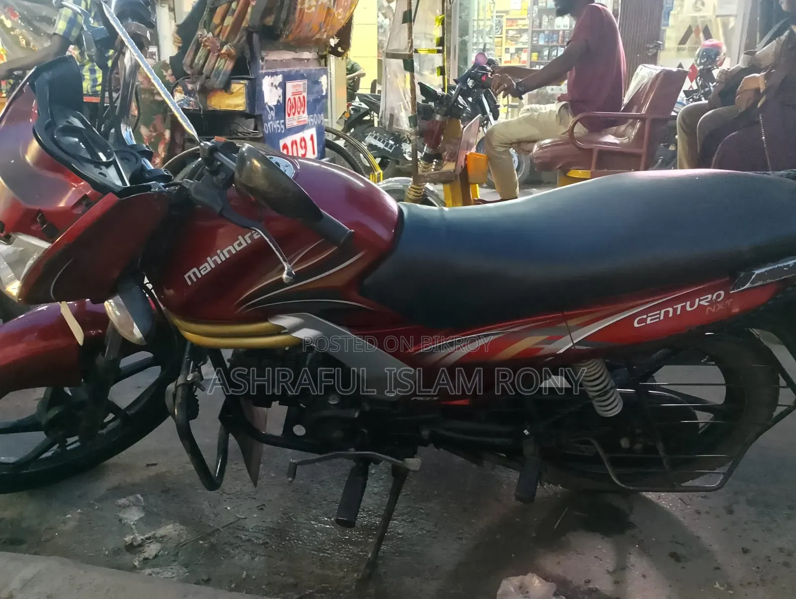 Mahindra Centuro 2022 Red