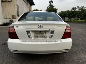 Toyota Corolla 2006 White