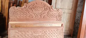 Semi Box Bed