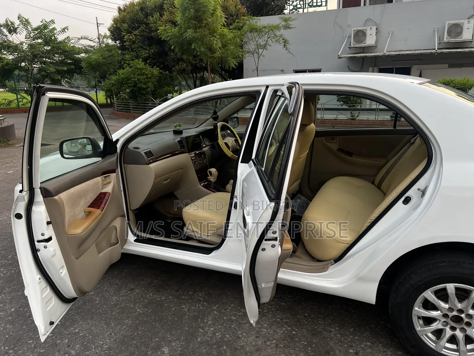 Toyota Corolla 2006 White