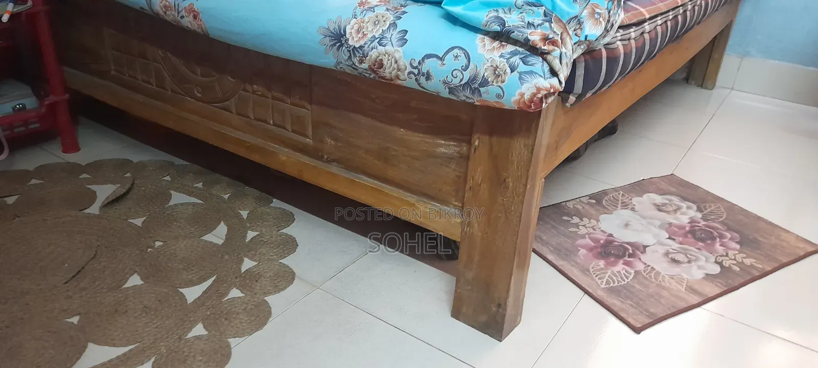 Semi Double Bed