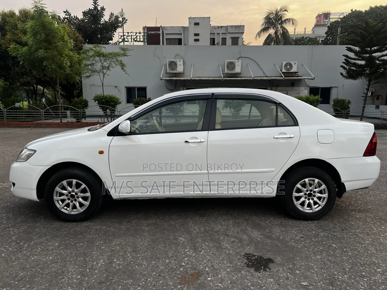 Toyota Corolla 2006 White