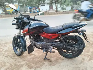 Bajaj Pulsar 150 2019 Red