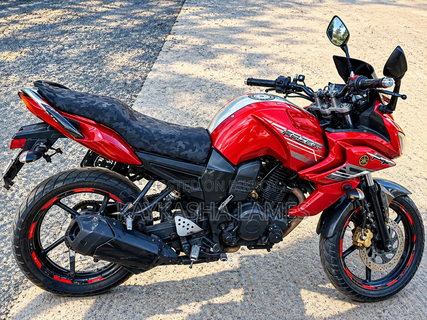 Yamaha Fazer V1 2015 Red