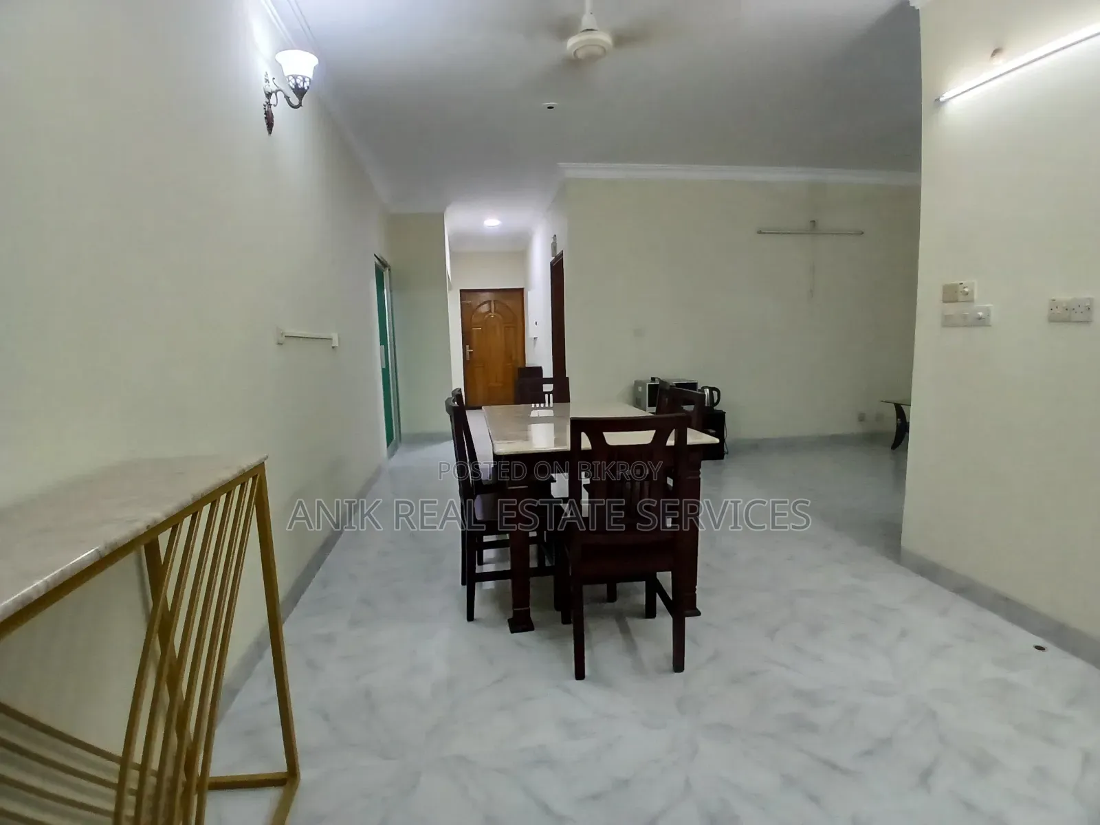অনীক রিয়েল এস্টেট, গুলশানে ভাড়ার জন্য ফার্নিশড ৩ বেডরুমের অ্যাপার্টমেন্ট