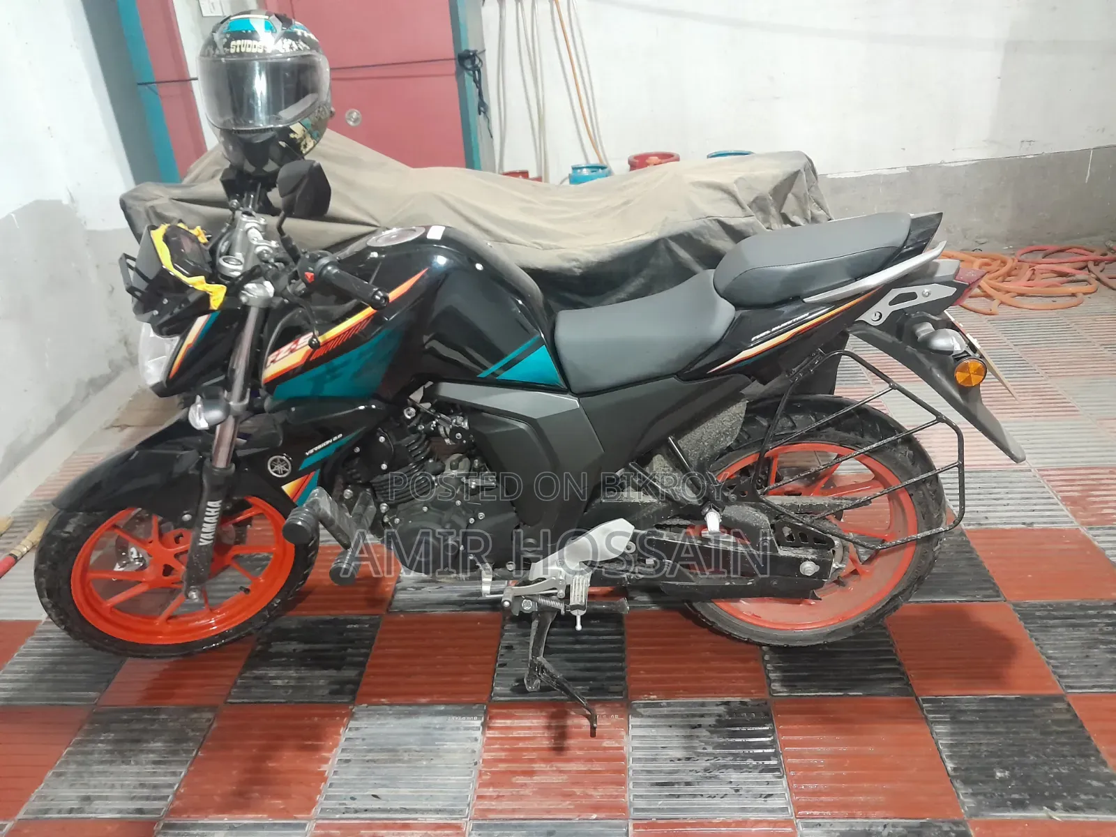 Yamaha FZS V2 2025 Black
