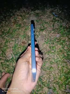 Vivo Y400 ১২৮ জিবি সাদা