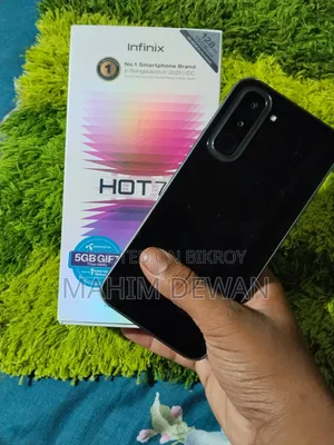 নতুন ইনফিনিক্স হট ৭০ ১২৮ জিবি ব্ল্যাক