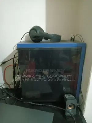 Desktop Computer 16GB AMD Ryzen 5 SSD 256GB