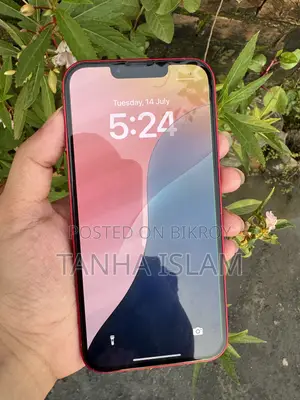 Apple iPhone 13 128 GB Red
