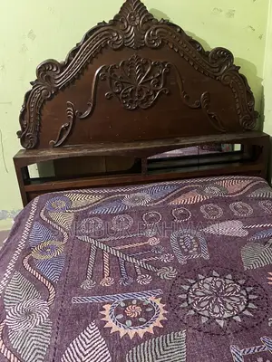 জাজিমসহ কারুকার্য করা ডাবল বেডের সেগুন কাঠের খাট বিক্রি