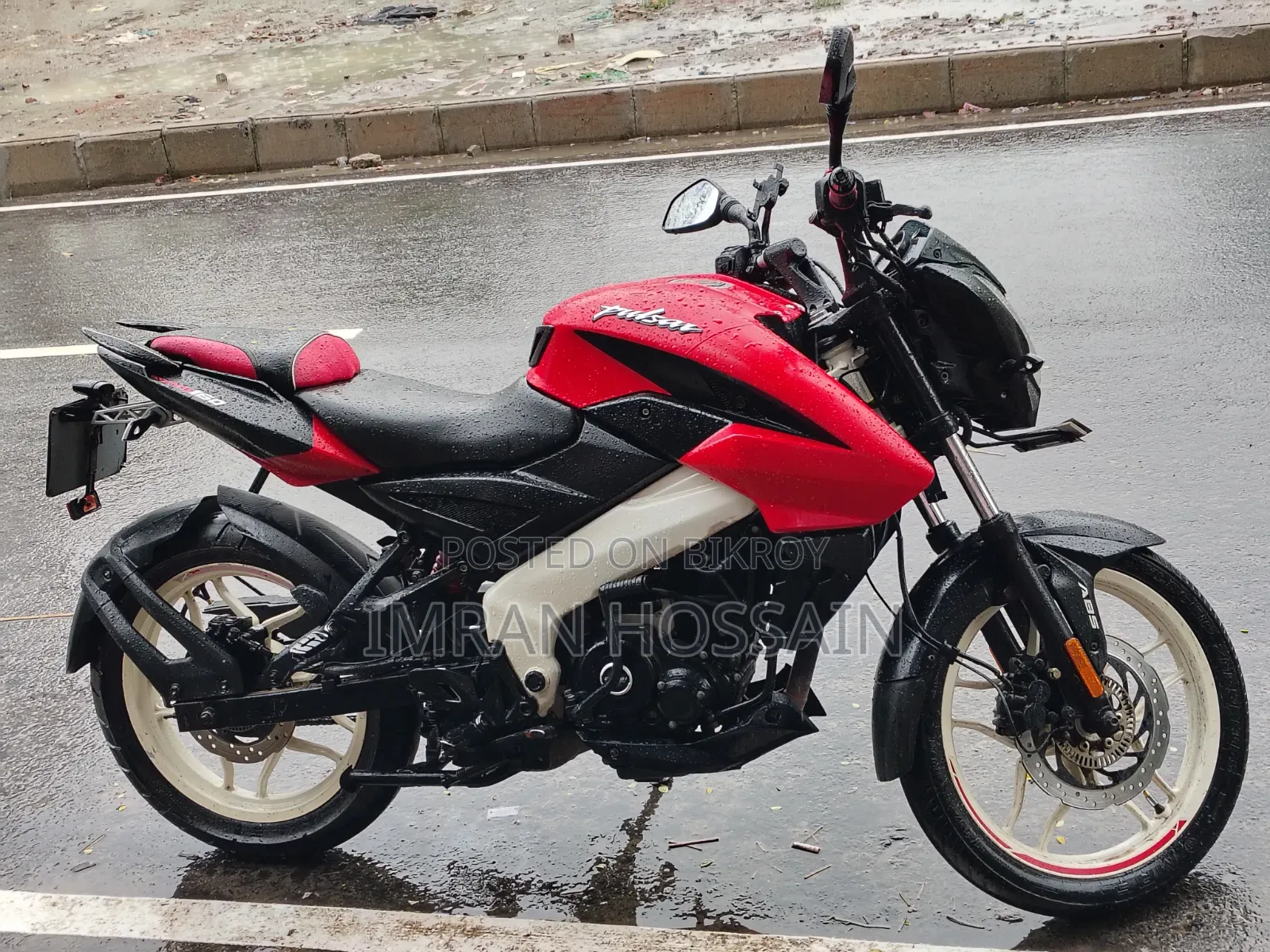 Bajaj Pulsar NS 160 2021 Red