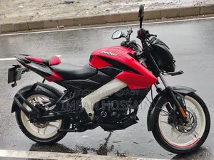 বাজাজ পালসার এনএস ১৬০ ২০২১ লাল