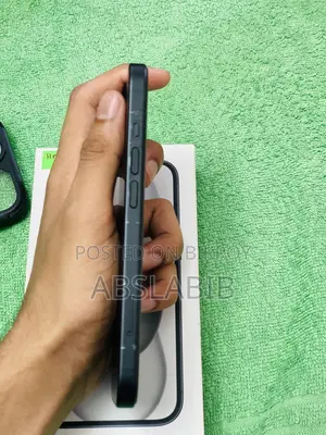 Apple iPhone 15 128 GB Black