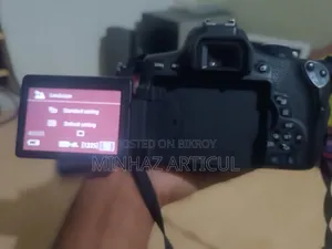 ক্যানন ৭৫০ডি উইথ ৫৫-২৫০মিমি জুম লেন্স ফুলি ফ্রেশ