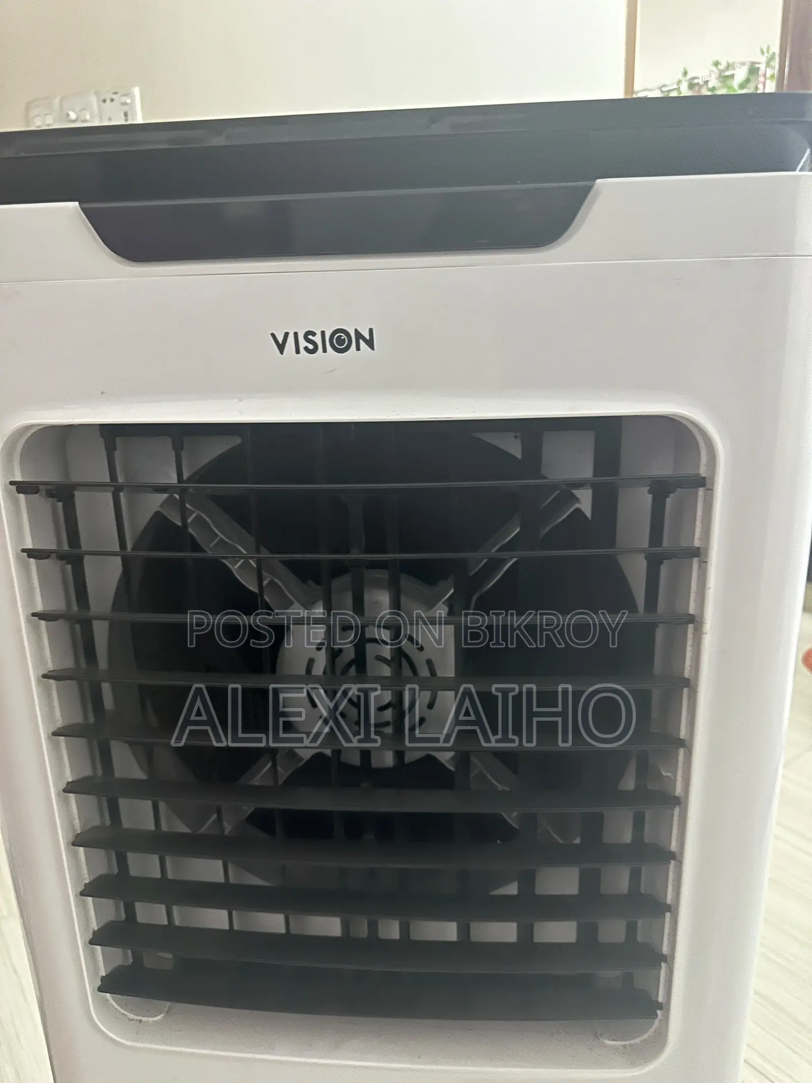 VISION AIR COOLER 45 Liter Super Cool (Almost Mint New Condition)