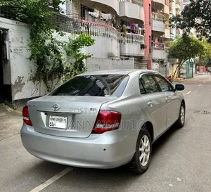 টয়োটা এক্সিও ১.৫ জি টু-হুইল ড্রাইভ ২০১০ সিলভার