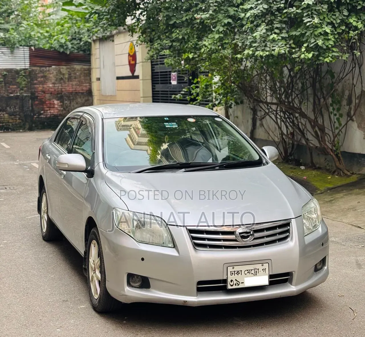 টয়োটা এক্সিও ১.৫ জি টু-হুইল ড্রাইভ ২০১০ সিলভার