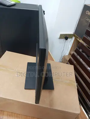 ডেল ১৯ ইঞ্চি ব্যবহৃত ফ্রেশ কন্ডিশন মনিটর
